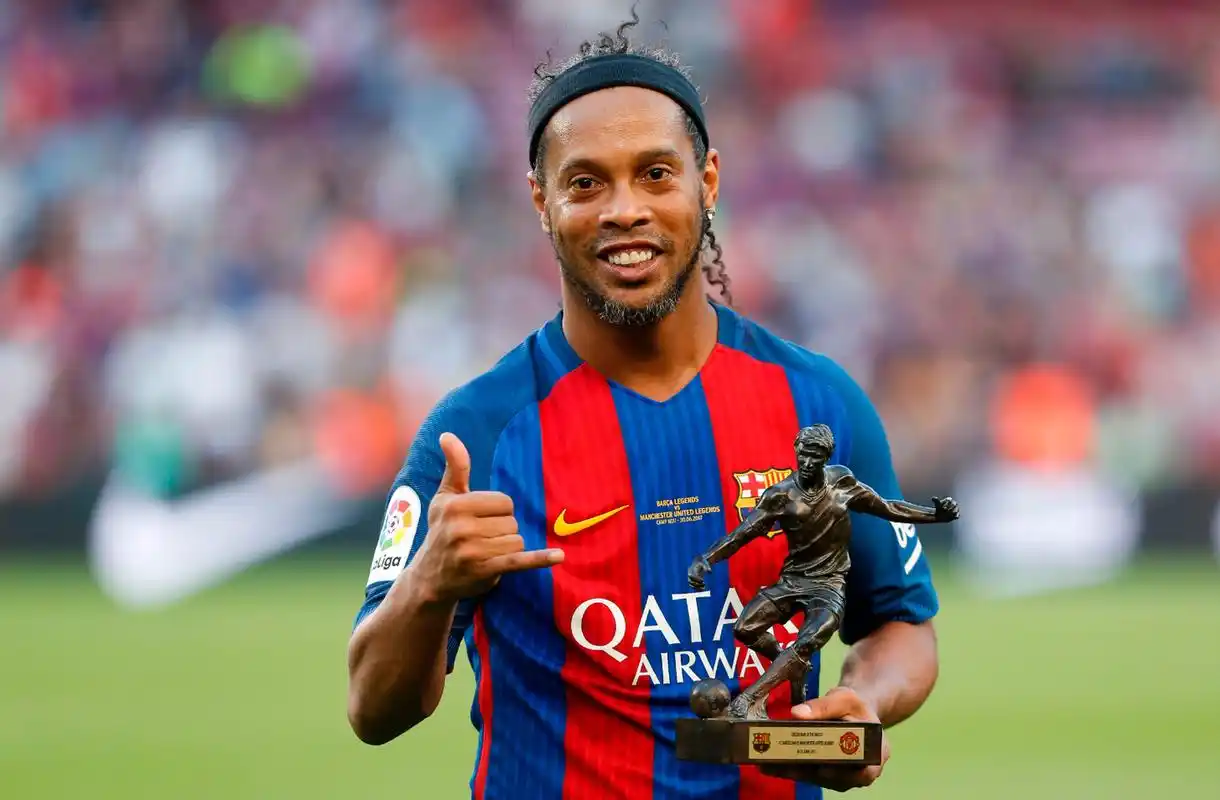 他再次用一 他再次用一