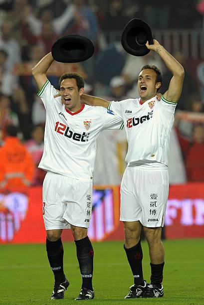 在三人配合 在三人配合